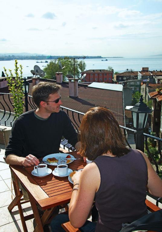 Osmanhan Hotel Istanbul Exterior foto